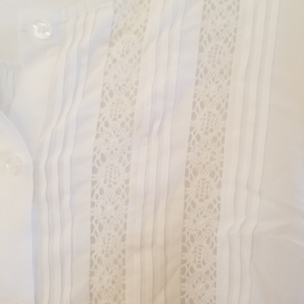 Caslon Lace Inset Pintuck Blouse in White size M - Picture 5 of 7